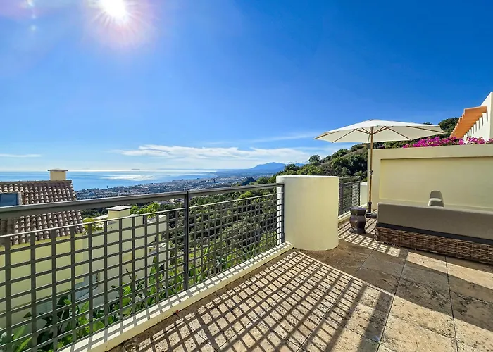 Luxury Retreat In Los Monteros Marbella