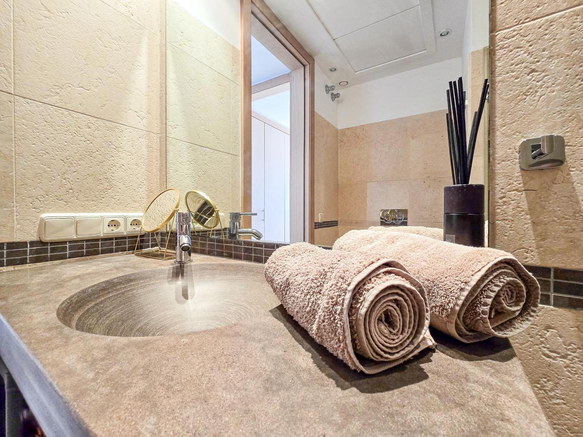Luxury Retreat In Monteros Apartamento *