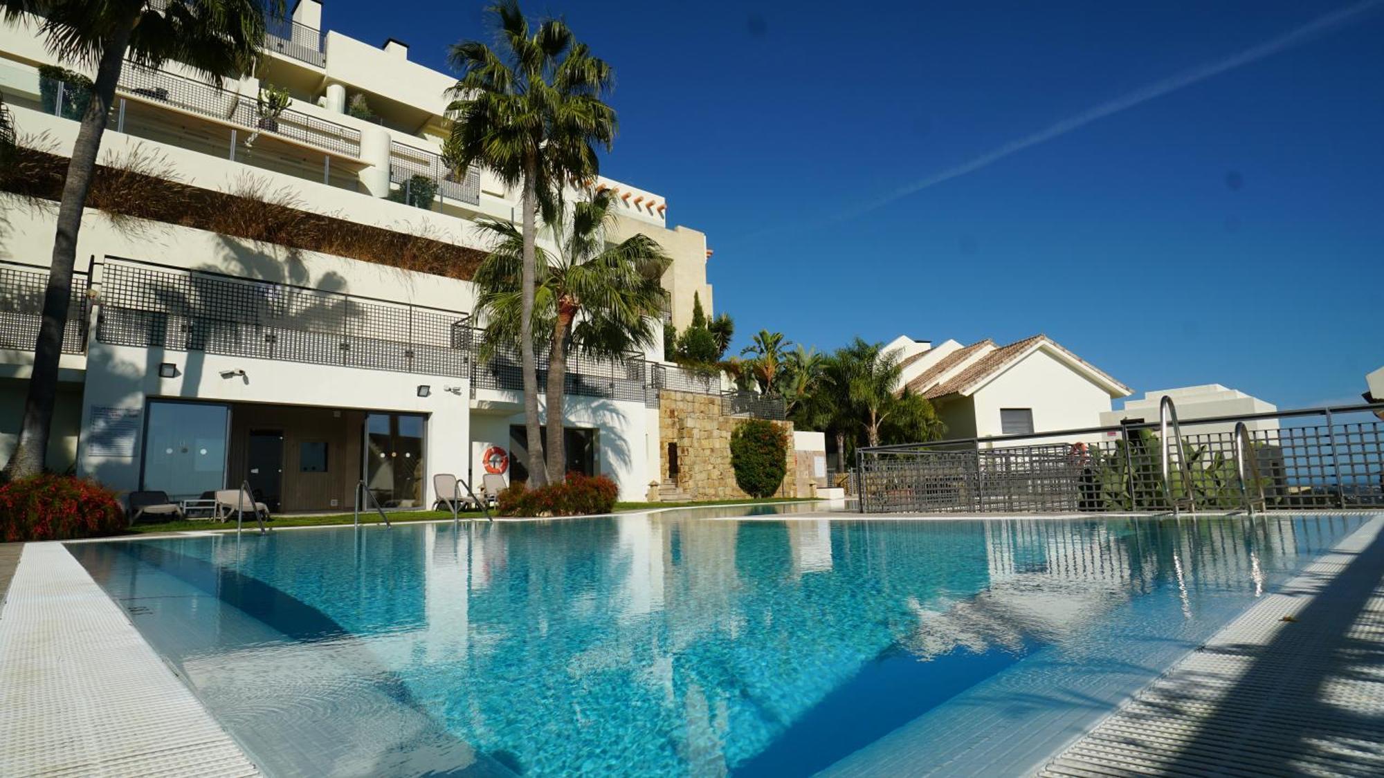 Lägenhet Luxury Retreat In Monteros