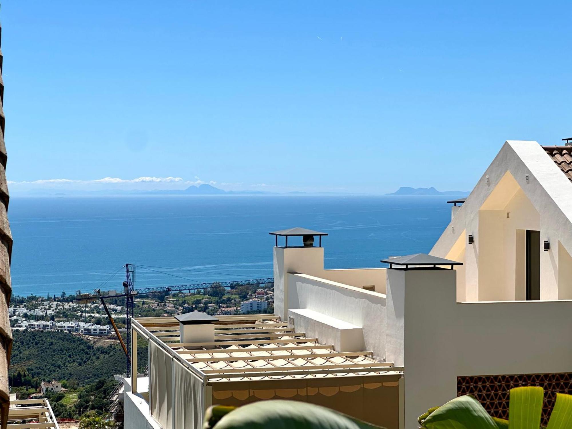 Luxury Retreat In Monteros Lägenhet